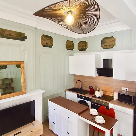 à Auch, 20 M² Avec Vue Sur La